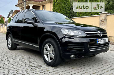 Внедорожник / Кроссовер Volkswagen Touareg 2013 в 