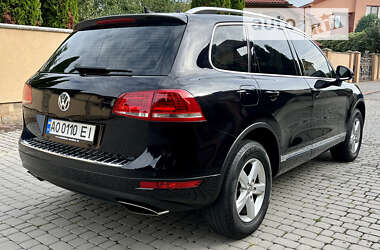 Внедорожник / Кроссовер Volkswagen Touareg 2013 в 