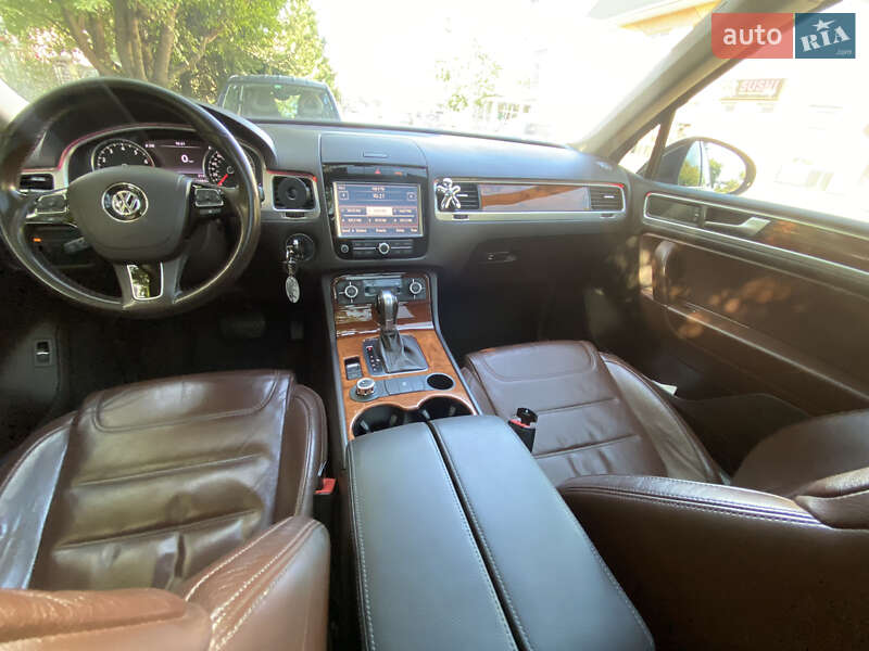 Внедорожник / Кроссовер Volkswagen Touareg 2011 в Ужгороде фото 38 Внедорожник / Кроссовер Volkswagen Touareg 2011 в Ужгороде