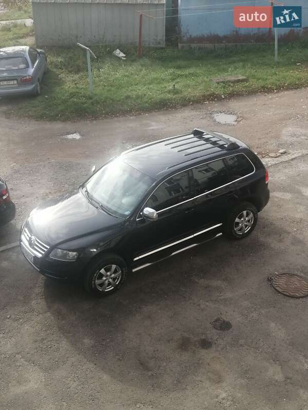 Внедорожник / Кроссовер Volkswagen Touareg 2005 в Львове