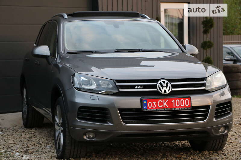 Позашляховик / Кросовер Volkswagen Touareg 2012 в Трускавці