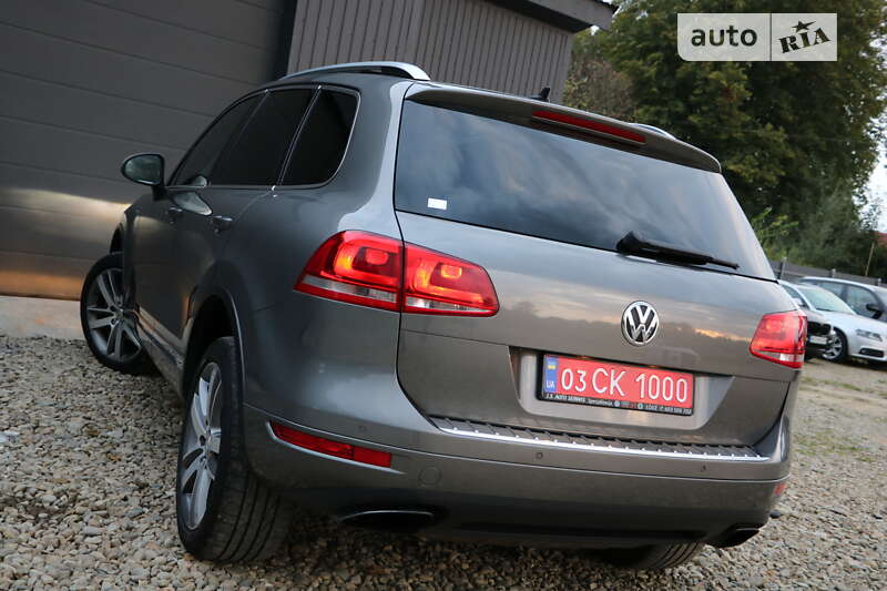 Позашляховик / Кросовер Volkswagen Touareg 2012 в Трускавці