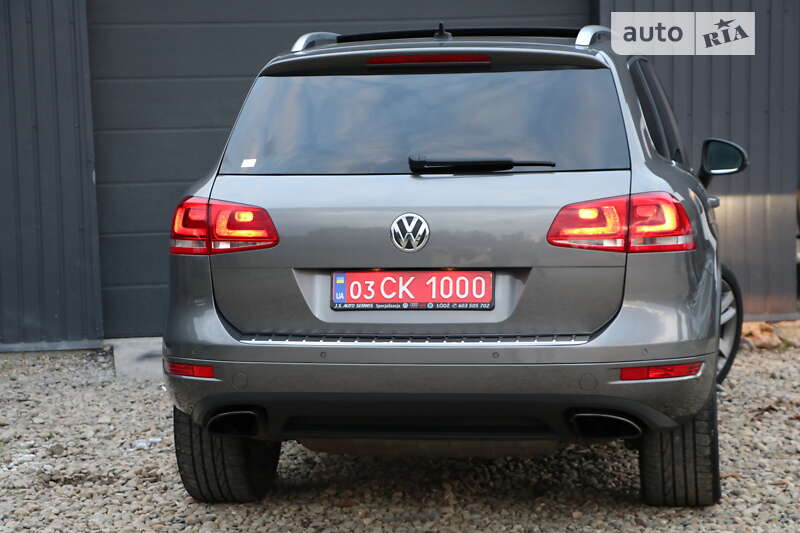 Позашляховик / Кросовер Volkswagen Touareg 2012 в Трускавці