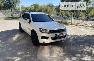 Внедорожник / Кроссовер Volkswagen Touareg 2011 в Харькове