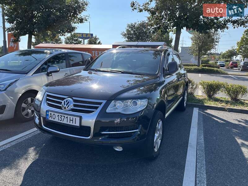 Внедорожник / Кроссовер Volkswagen Touareg 2008 в Мукачево