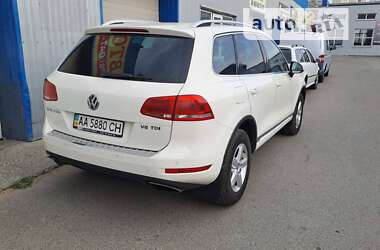 Позашляховик / Кросовер Volkswagen Touareg 2011 в Броварах