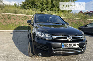 Внедорожник / Кроссовер Volkswagen Touareg 2012 в Тернополе