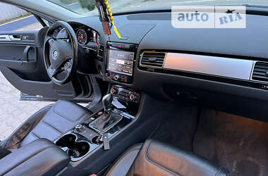 Внедорожник / Кроссовер Volkswagen Touareg 2013 в Красилове