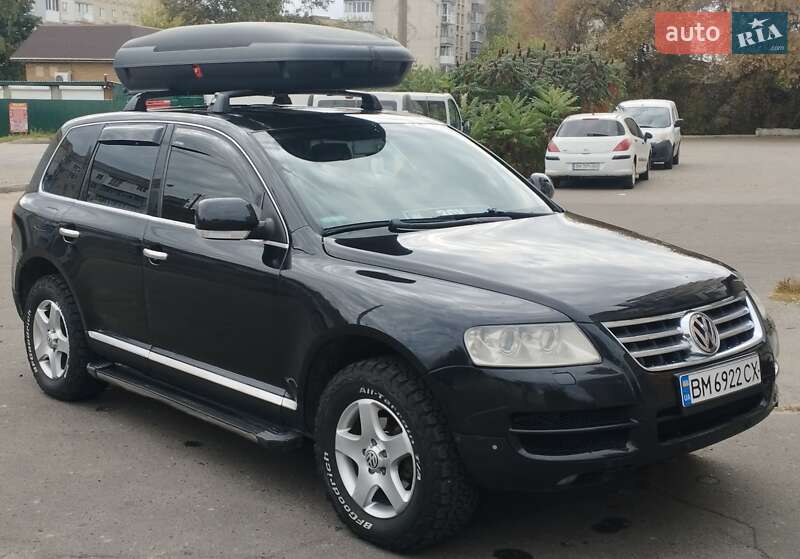 Внедорожник / Кроссовер Volkswagen Touareg 2004 в Ахтырке