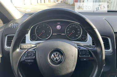 Внедорожник / Кроссовер Volkswagen Touareg 2011 в Виннице