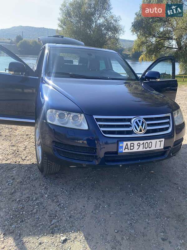 Позашляховик / Кросовер Volkswagen Touareg 2004 в Могилів-Подільському