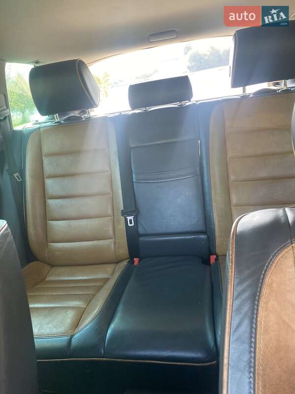 Позашляховик / Кросовер Volkswagen Touareg 2004 в Могилів-Подільському