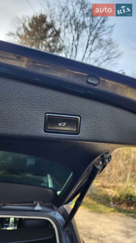 Внедорожник / Кроссовер Volkswagen Touareg 2012 в Черкассах фото 24 Внедорожник / Кроссовер Volkswagen Touareg 2012 в Черкассах