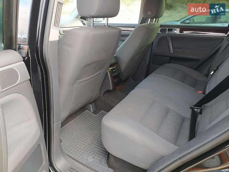 Внедорожник / Кроссовер Volkswagen Touareg 2007 в Поляне