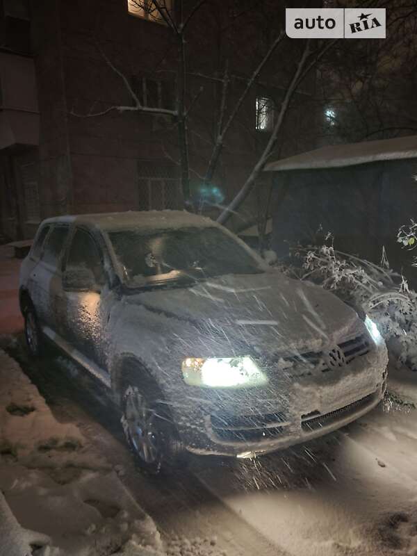 Внедорожник / Кроссовер Volkswagen Touareg 2004 в Одессе