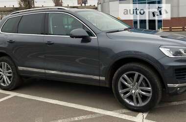 Внедорожник / Кроссовер Volkswagen Touareg 2015 в Одессе