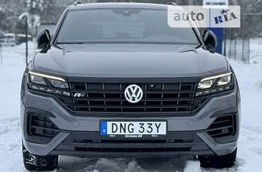 Внедорожник / Кроссовер Volkswagen Touareg 2019 в 