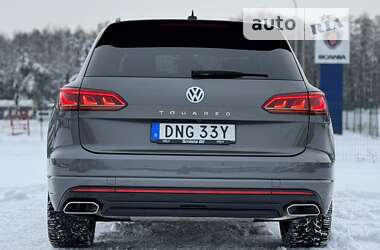 Внедорожник / Кроссовер Volkswagen Touareg 2019 в 