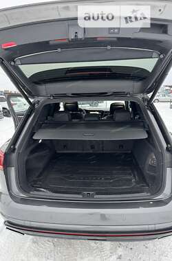 Внедорожник / Кроссовер Volkswagen Touareg 2019 в 