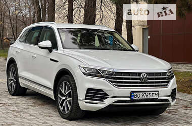 Внедорожник / Кроссовер Volkswagen Touareg 2021 в Днепре