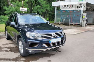 Внедорожник / Кроссовер Volkswagen Touareg 2017 в Киеве