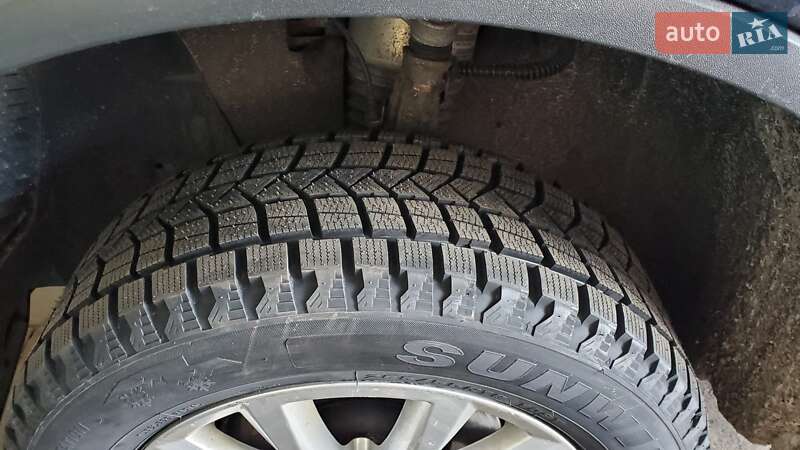 Внедорожник / Кроссовер Volkswagen Touareg 2017 в Киеве