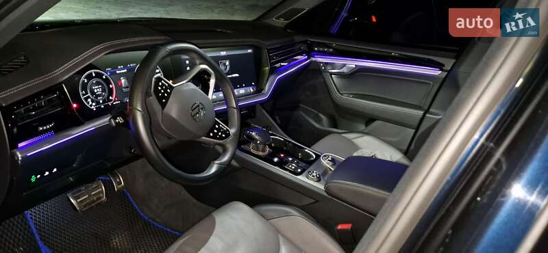 Позашляховик / Кросовер Volkswagen Touareg 2021 в Києві