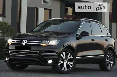 Позашляховик / Кросовер Volkswagen Touareg 2013 в Хмельницькому