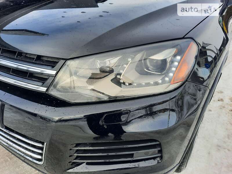 Позашляховик / Кросовер Volkswagen Touareg 2011 в Запоріжжі фото Позашляховик / Кросовер Volkswagen Touareg 2011 в Запоріжжі