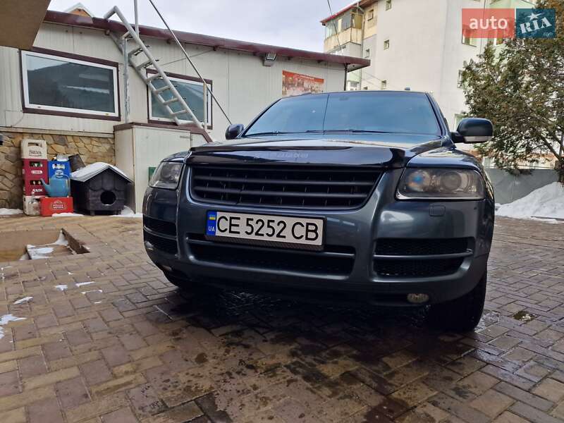 Внедорожник / Кроссовер Volkswagen Touareg 2006 в Черновцах