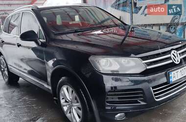 Внедорожник / Кроссовер Volkswagen Touareg 2013 в 