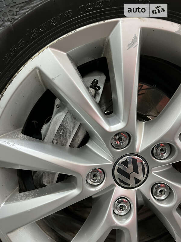 Внедорожник / Кроссовер Volkswagen Touareg 2011 в Луцке фото 69 Внедорожник / Кроссовер Volkswagen Touareg 2011 в Луцке