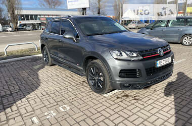 Позашляховик / Кросовер Volkswagen Touareg 2013 в Києві