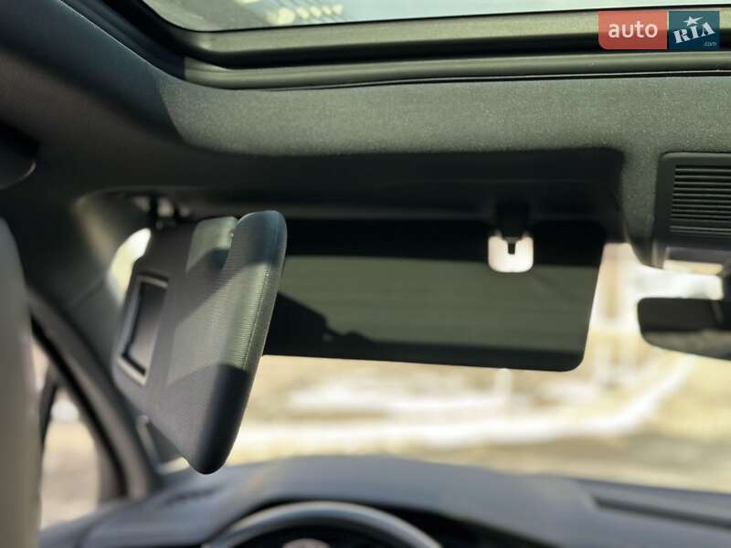 Внедорожник / Кроссовер Volkswagen Touareg 2019 в Днепре