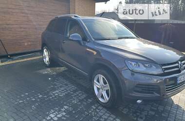 Внедорожник / Кроссовер Volkswagen Touareg 2011 в Луцке