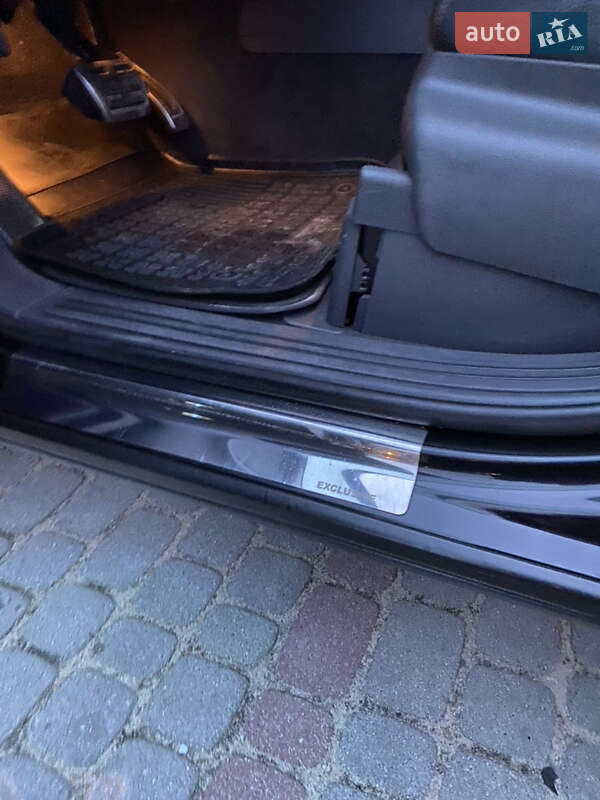 Внедорожник / Кроссовер Volkswagen Touareg 2005 в Самборе