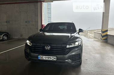 Внедорожник / Кроссовер Volkswagen Touareg 2022 в 