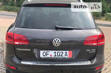 Позашляховик / Кросовер Volkswagen Touareg 2012 в Києві