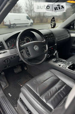 Внедорожник / Кроссовер Volkswagen Touareg 2007 в Бердичеве