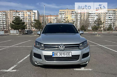 Позашляховик / Кросовер Volkswagen Touareg 2012 в Миколаєві
