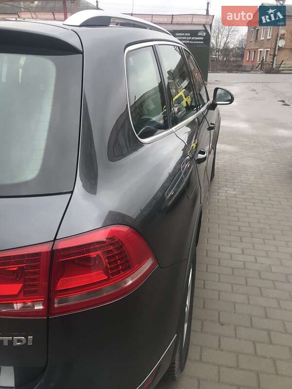 Внедорожник / Кроссовер Volkswagen Touareg 2014 в Полонном фото 3 Внедорожник / Кроссовер Volkswagen Touareg 2014 в Полонном