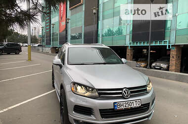 Внедорожник / Кроссовер Volkswagen Touareg 2013 в Одессе