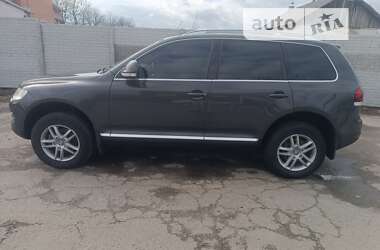 Внедорожник / Кроссовер Volkswagen Touareg 2009 в Знаменке