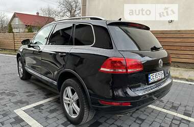 Внедорожник / Кроссовер Volkswagen Touareg 2010 в Черновцах