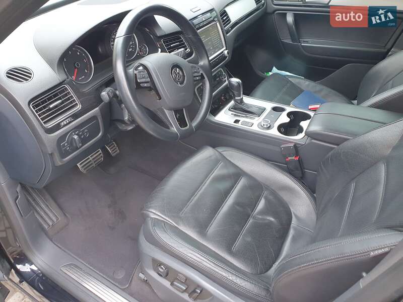 Внедорожник / Кроссовер Volkswagen Touareg 2013 в Желтых Водах фото 8 Внедорожник / Кроссовер Volkswagen Touareg 2013 в Желтых Водах