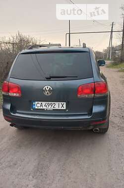 Внедорожник / Кроссовер Volkswagen Touareg 2005 в Первомайске