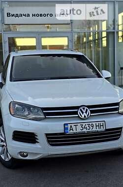 Внедорожник / Кроссовер Volkswagen Touareg 2014 в Полтаве