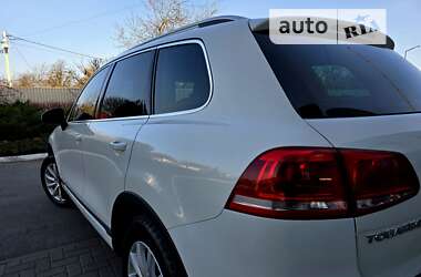 Внедорожник / Кроссовер Volkswagen Touareg 2014 в Полтаве