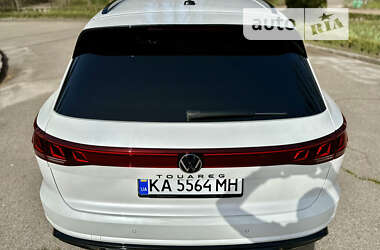 Внедорожник / Кроссовер Volkswagen Touareg 2023 в Киеве