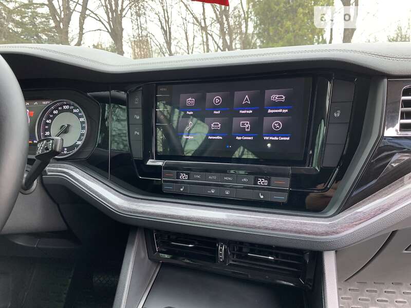 Внедорожник / Кроссовер Volkswagen Touareg 2020 в Кривом Роге